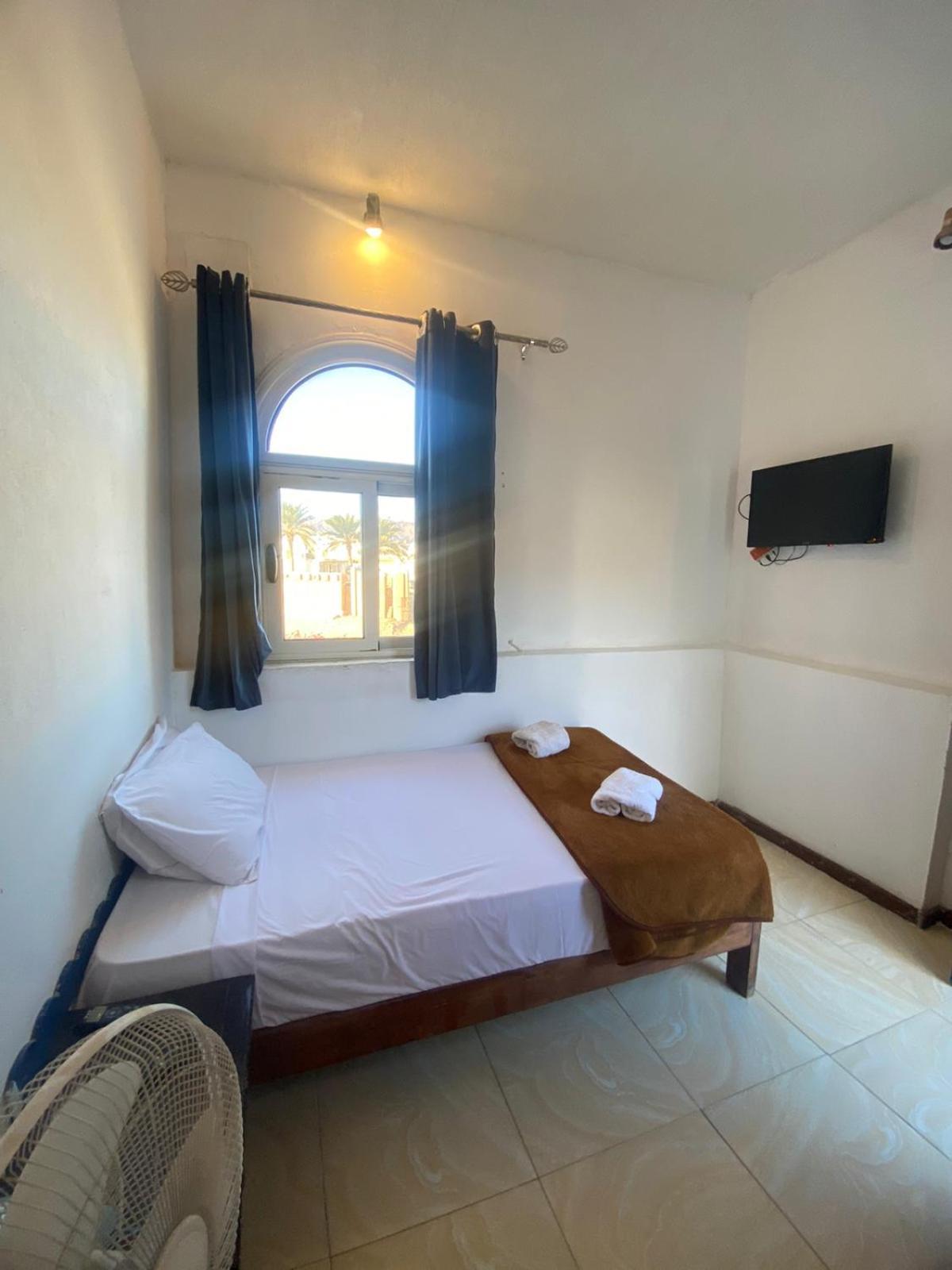 Neptune Hotel Dahab Kamer foto